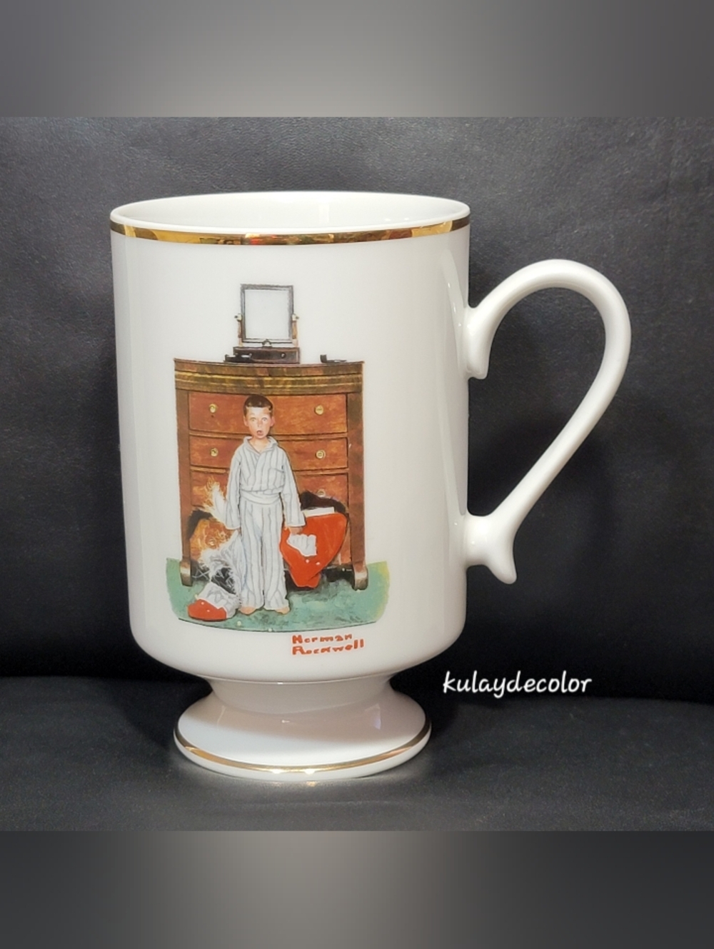 Norman Rockwell “The Discovery” Porcelain Mug 1981 Danbury Mint Gold Trim Vtg